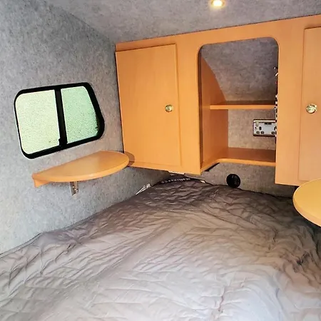 Darwin Teardrop Caravan For Hire From Electricexplorers Роскошный шатер *